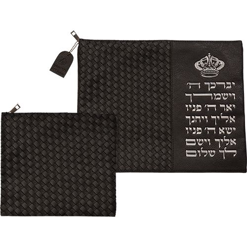 סט נרתיקים לטלית ותפילין דמוי עור עם אותיות בולטות "ברכת כהנים 7" - 31 * 38 ס"מ סט נרתיקים לטלית ותפילין דמוי עור עם אותיות בולטות "ברכת כהנים 7" - 31 * 38 ס"מ